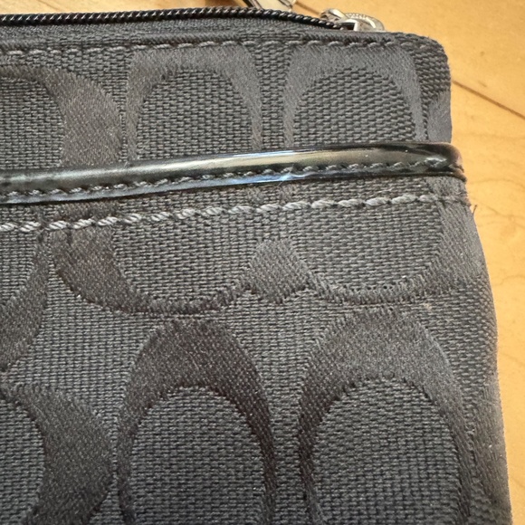 Vintage Coach Park Signature Medium Wristlet - Picture 10 of 13